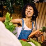 eating healthy summer snacks for a healthy smile like bell peppers, carrots, apples, cheese