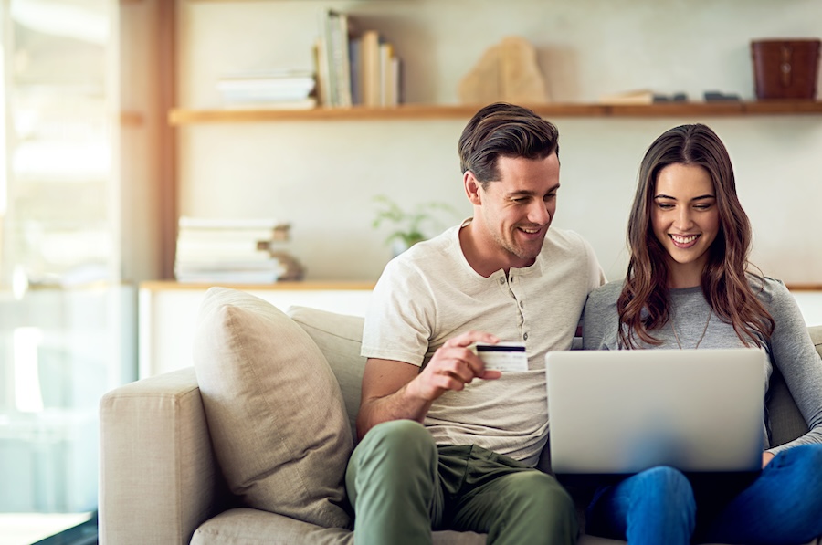 couple applying for carecredit because they have no dental insurance
